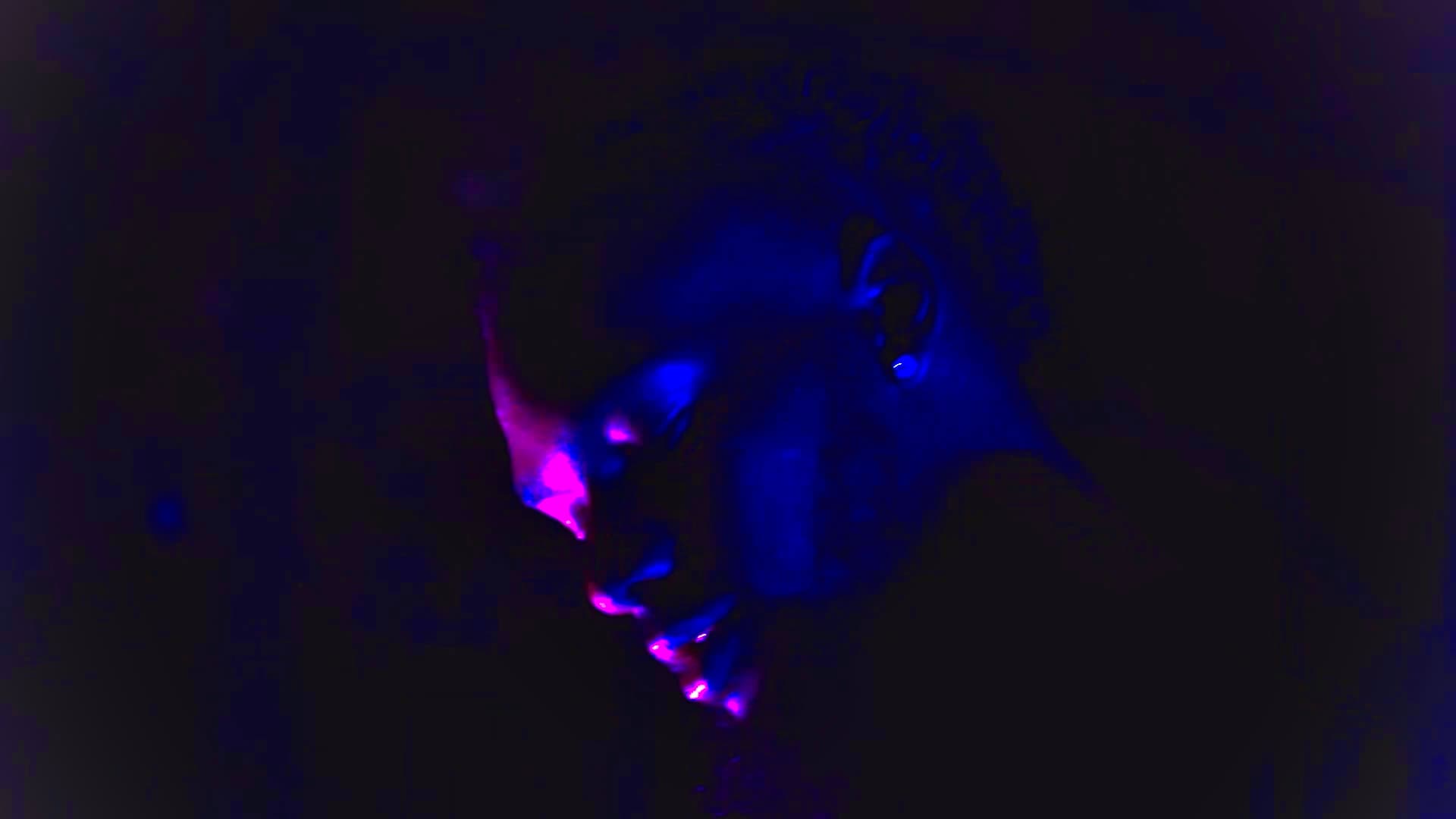 RetrotooReal - Heart Full Of Pain (Official Music Video) Banner Image
